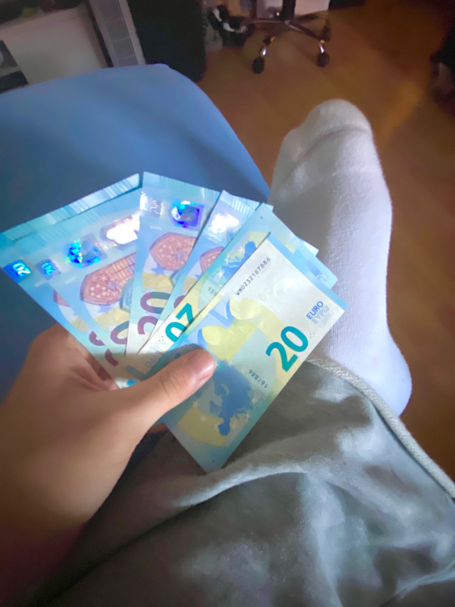 Andrew494770's tweet photo. Just give in boys! You know where your worth is. ;) 💸

#findom #cashpigs #cashfags https://t.co/XmkrAdz7g8
