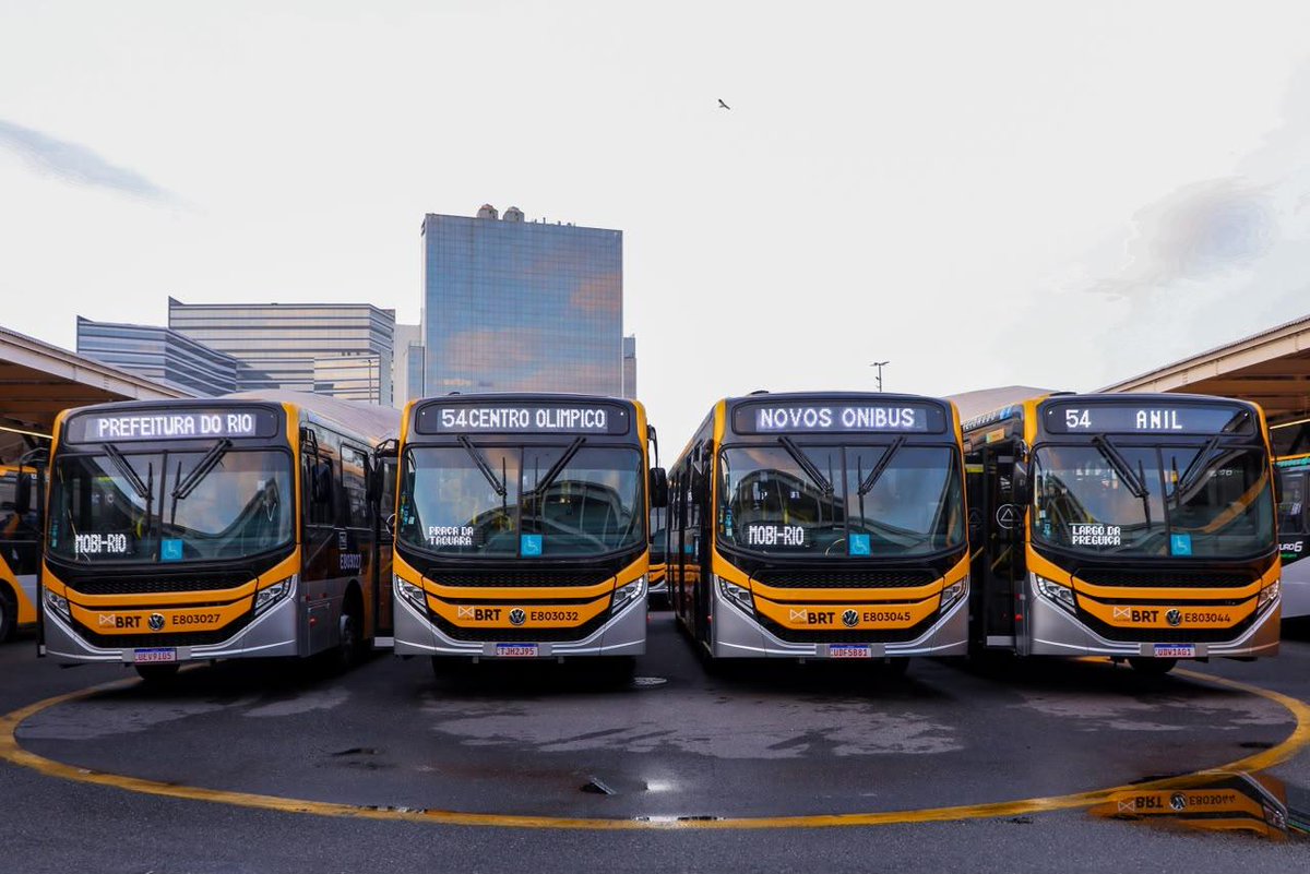 RioEstacao's tweet photo. A rede do Conexão BRT ganhou mais uma linha, a 54 (Centro Olímpico x Anil). O novo serviço estabelece a primeira ligação direta entre os bairros da Freguesia, de Curicica e da Taquara e o sistema BRT, sem necessidade de baldeação. #BRT https://t.co/KJtOjHAJIg https://t.co/olz8edUqgr