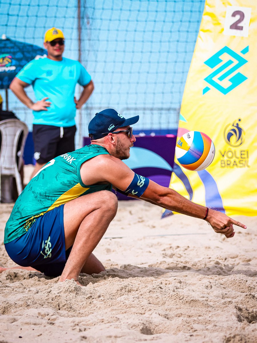 botafogo_so's tweet photo. 🥉🏐 Pelo bronze!
Talita/Taiana e Heitor/Vinícius entram em quadra neste domingo em busca de um lugar no pódio da 5ª etapa do Circuito Brasileiro. 🖤🤍
🕤 9h30 – Heitor/Vinícius
🕙 10h – Talita/Taiana
Vamos juntos na torcida! 🔥
#SescBotafogoPraia #SescRJ #VamosBotaFOGO https://t.co/yvFFSDQQNo