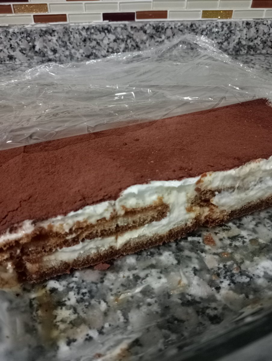 beeaglle's tweet photo. bi borcam tiramisu var çıkın çıkın gelin https://t.co/PYvIK5154O