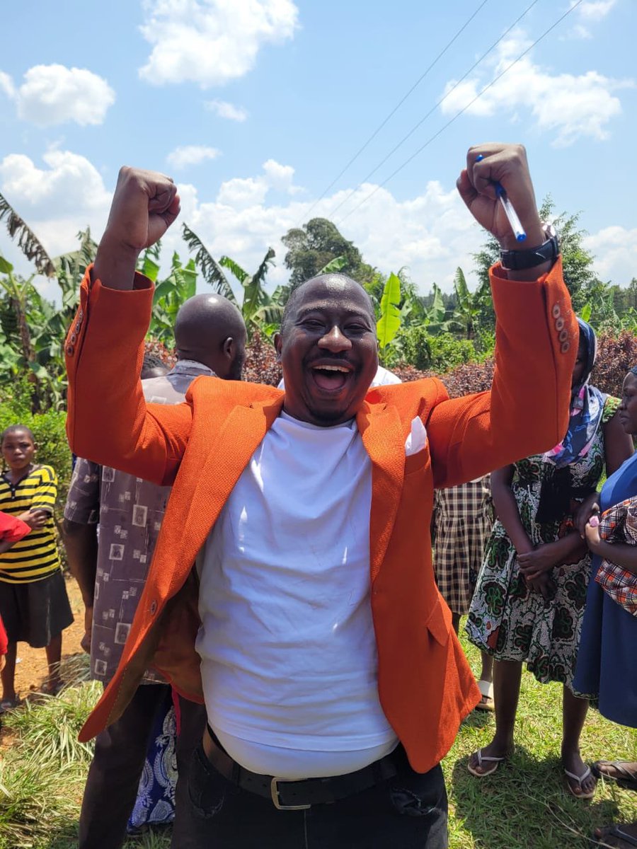 Akeda4's tweet photo. The “elites” have gone to the base to build communities from the foundation.

And they have won; 

Congratulations @SolomonSerwanjj and @maureenagena https://t.co/SFHQH65p9Y