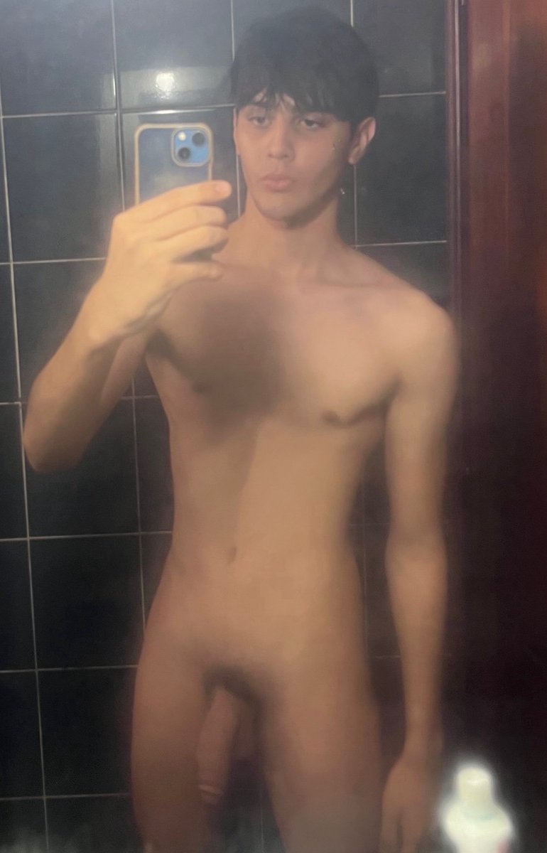 Dotado22xl's tweet photo. Chudai 🔥 
@enzochamitoi 🍆 https://t.co/1ELjE9SnSg