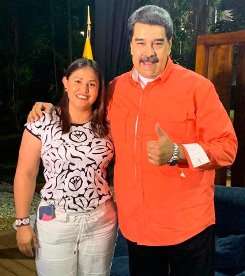 jorgegogdl's tweet photo. La ex senadora Raquel Bonilla, nueva secretaría de educación en Veracruz, ocultó 2 terrenos y un coche en su declaración patrimonial como senadora que si había declarado cuando era diputada.

La amiga de @rocionahle y Nicolás Maduro ahora será la encargada de educación... https://t.co/8vp2tPig5P