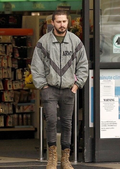 DodoFits's tweet photo. Shia LaBeouf Outfits https://t.co/4VtAbbGyfa