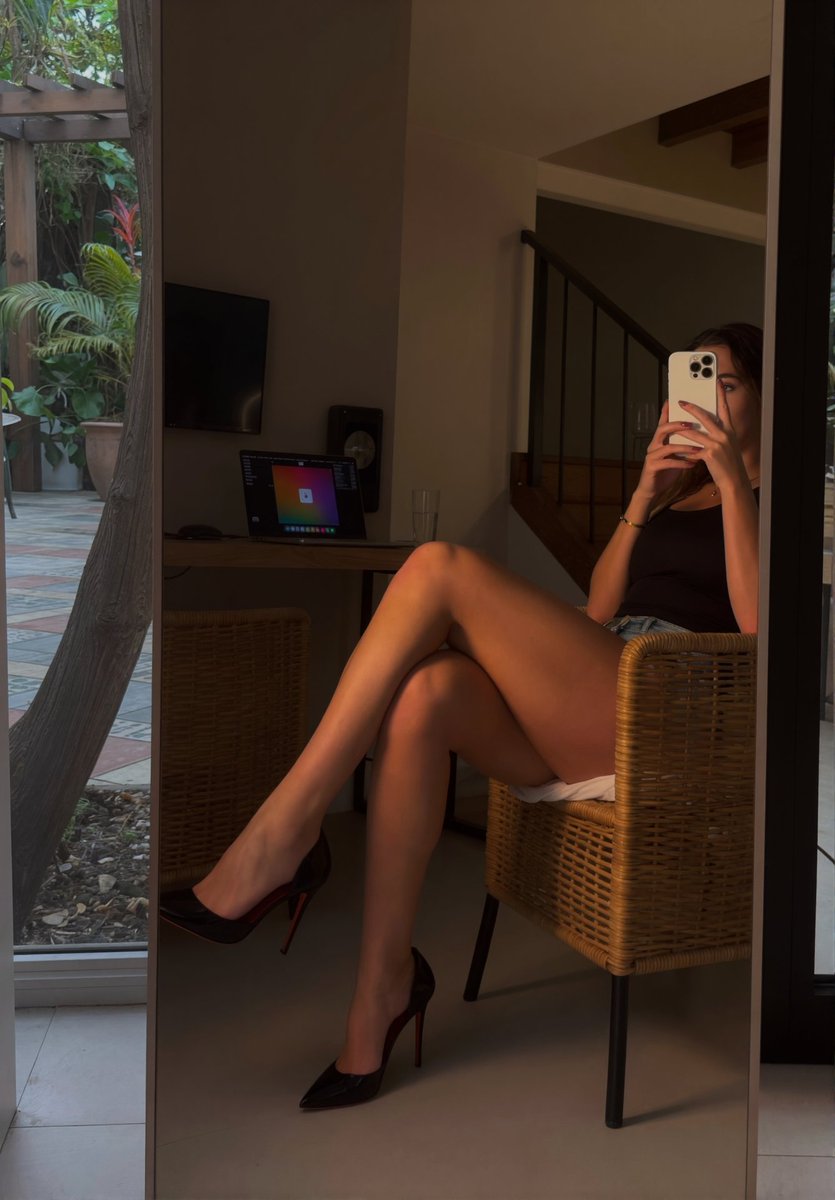 veronikaxovoxx tweet picture