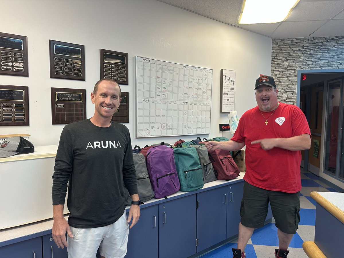 JeffATrennepohl's tweet photo. Was Abel to drop off some more backpacks today at Delhi middle school #HartTheCity #ProjectBackpack @7hillschurch https://t.co/K5UVMVmIwW