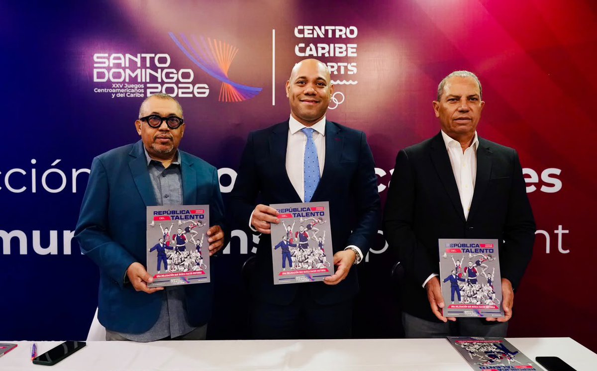 COLIMDO's tweet photo. El presidente del Comité Olímpico Dominicano, @GaribaldyBta participó en la presentación de la revista “República de Talento” dedicada a la delegación dominicana de @SDQ2026 a cargo del editor deportivo de Grupo SIN @Martinrodriv https://t.co/3S1Cujh5Dn