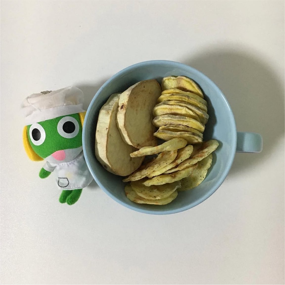 kareakuma's tweet photo. 셰프개구리도 잇움ㅎㅎ https://t.co/W2tAFrw6wp