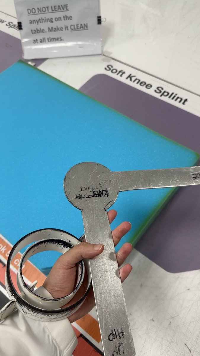 Razann_OT's tweet photo. My first soft knee splint 🙌🏻 https://t.co/VPdKmZsVFR