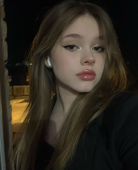 omarkotub's tweet photo. Midnight glow bold lips, winged liner, and a fearless selfie
Btm https://t.co/7VGKZtkjLs