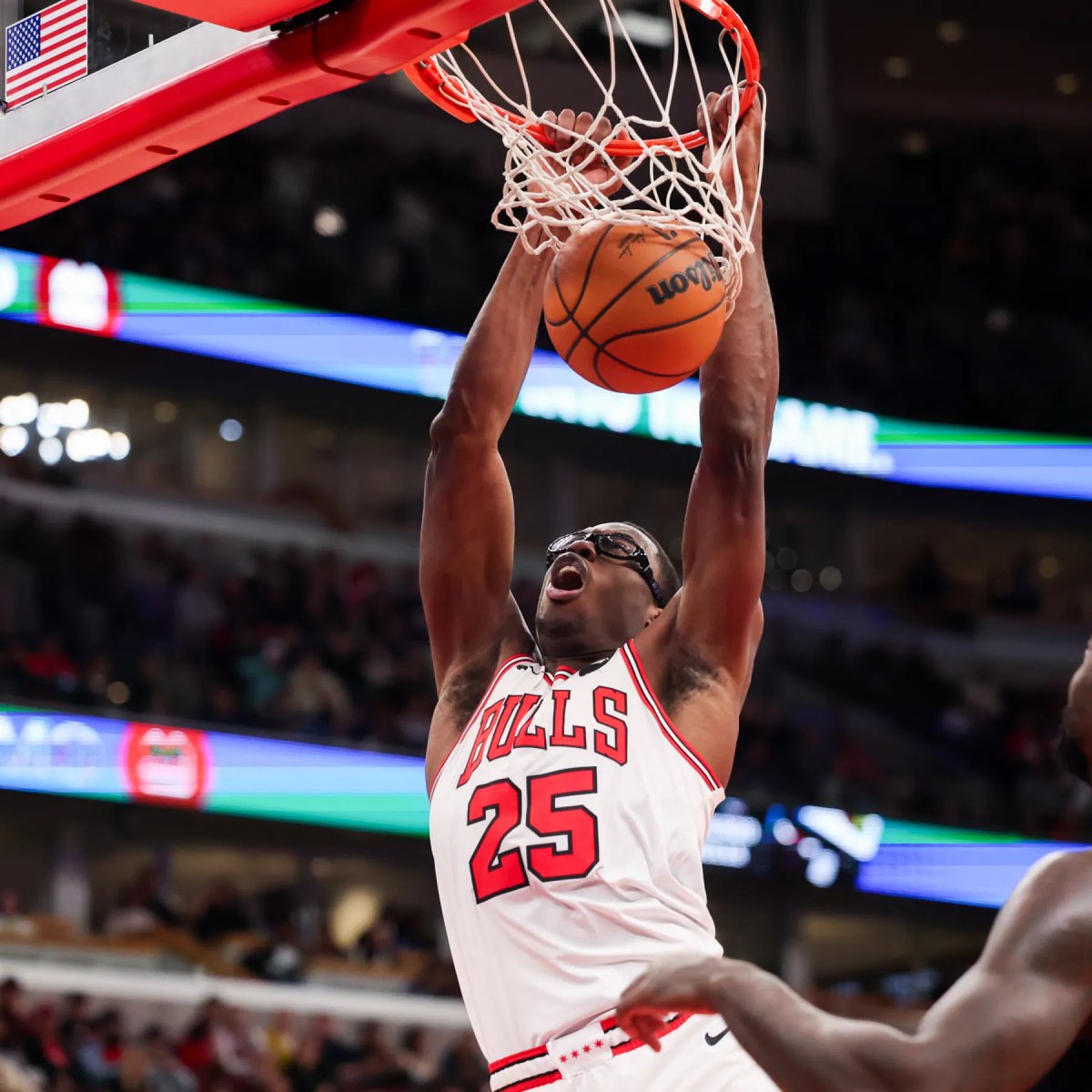 MJacobsLF's tweet photo. REPORT: The Lakers are still looking to add another center. Jericho Sims, Jalen Smith, and Karlo Matković are among the names Los Angeles is considering.

(via @DanWoikeSports) https://t.co/qZBCwGx06W