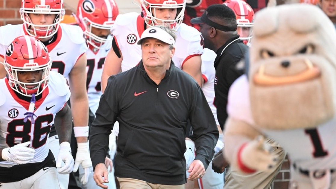 Dawg_Post's tweet photo. “You have to be willing to grow. You have to be willing to experiment, try new things. You can't sit back and just be the same old team and do the same old things and expect to get the same return.”

Where does Georgia need the most growth in 2026?
https://t.co/JgjXjew15E https://t.co/U25yclsYqi