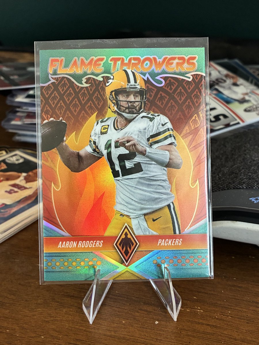 BigKatCard's tweet photo. Aaron Rodger’s Teal Flamethrowers /150 $5 https://t.co/Eu6VhtUPXw