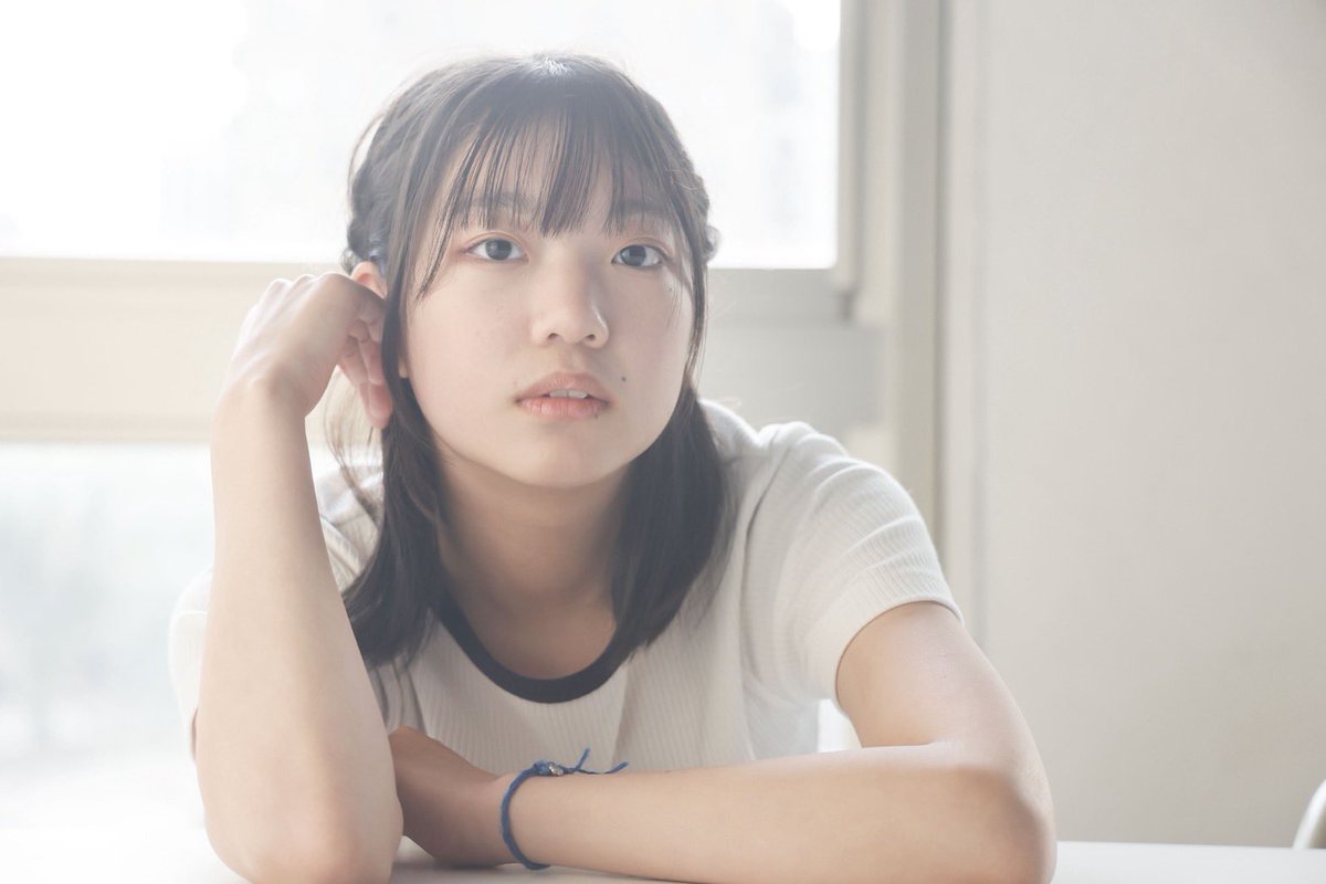 Hananepipipi's tweet photo. 今日は普通に宿題してたら、いきなり地震速報なってびっくりして反射的に机隠れた👀少し揺れただけど、酔った🌀怖かったー🫠
 でも筋トレは欠かさずしたよ！おかげで怖い気持ちぶっ飛びました！💪🔥ではまたね✋
 #アイドルになりたい #筋トレ
どうか熊本県の人達が無事でありますように。🙏 https://t.co/MNcHuJIWDT