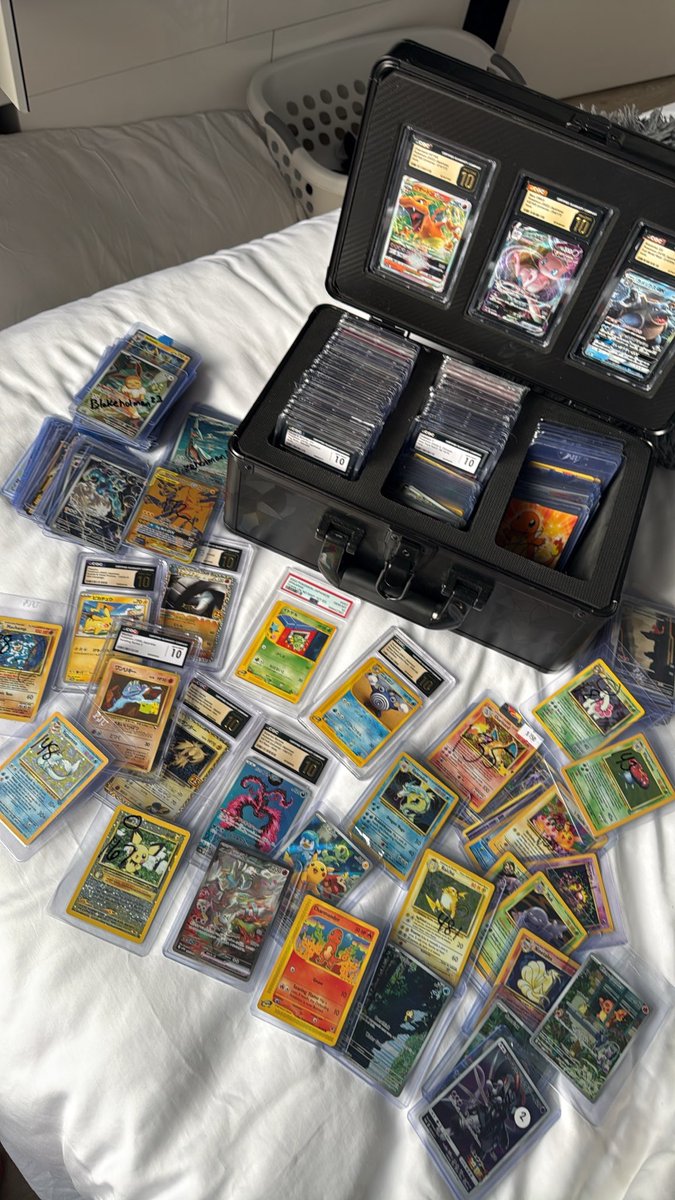 blakeholmanfit's tweet photo. Still available. Selling entire Pokemon collection online or in NYC. Worth around ~6k! Shoot me an offer 🤝

Can send over full details of lot upon request.

https://t.co/iabuZTyIfm

#pokemon #tcg #collectibles 

@BUYSELLTRADETCG @CardboardBanger 
@TattooedBST @CormickRips @ThePokeMD @VantaSeries @DannypTCG @tm1515152005 @CCCollectorTCG @GotdemCards @pokesafeway @MoneyTM1 @BcloutTCG @PokemonJosh2886 @SalientWolf @ILOVECOLLECTING