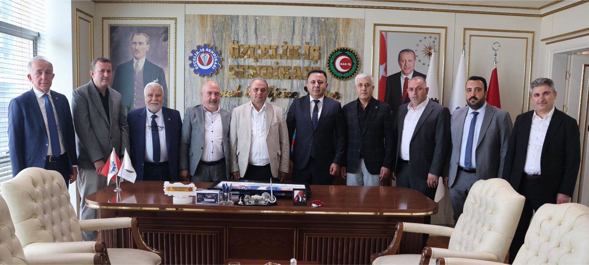 Yunus_Degirmenc's tweet photo. Olağan Genel Kurulumuzun ardından hayırlı olsun temennilerini iletmek üzere Genel Merkezimizi ziyaret eden Bursa Şube Başkanımız Mustafa Çölcü ve yönetimini, Genel Yönetim Kurulumuzla birlikte misafir ettik.
Gerçekleştirdiğimiz istişarelerde, yeni dönemde üyelerimizin hak ve menfaatlerinin daha da artırılmasına yönelik çalışmalar değerlendirdik.
Nazik ziyaretleri için Şube Başkanımız Mustafa Çölcü’ye ve yönetimine teşekkür ediyorum.
