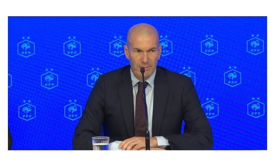 WessalSoul's tweet photo. شكل كلمة "حركي" 

Zizou, s'il te plaît, prends ton fils Luka avec toi https://t.co/Eaxz99fMOX