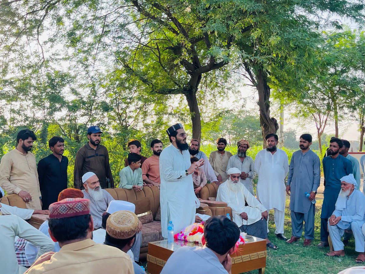moavia_official's tweet photo. جھنگ، موضع بدھوآنہ آزاد پور بستی میں علاقہ معززین سے ملاقات
#Jhang #pp128 #NA109 https://t.co/wwsAprIHDU