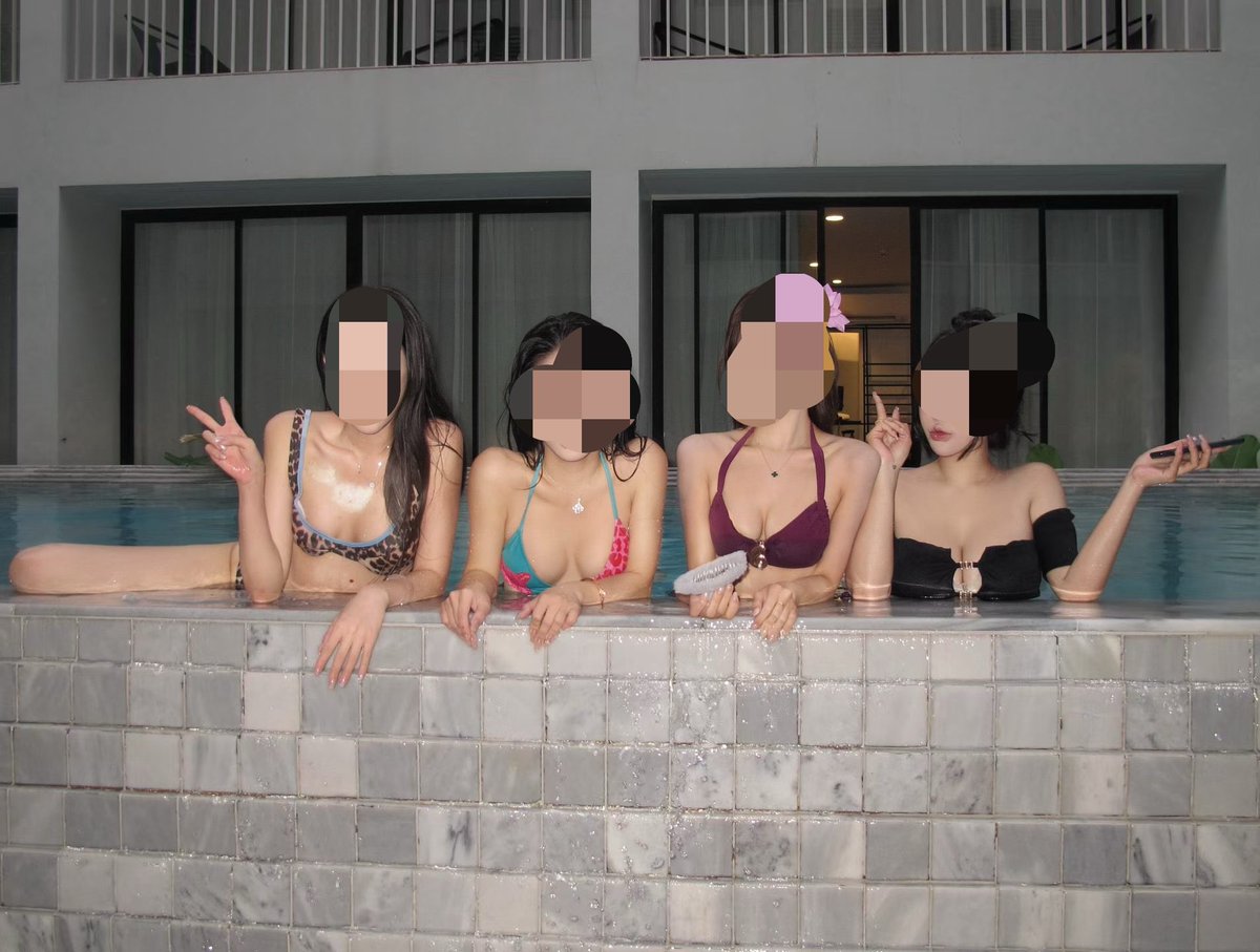 s_____fk84's tweet photo. 女人洗澡过后身体永远是最柔软的 #上海 #反差 https://t.co/4xV9Lgt7p5