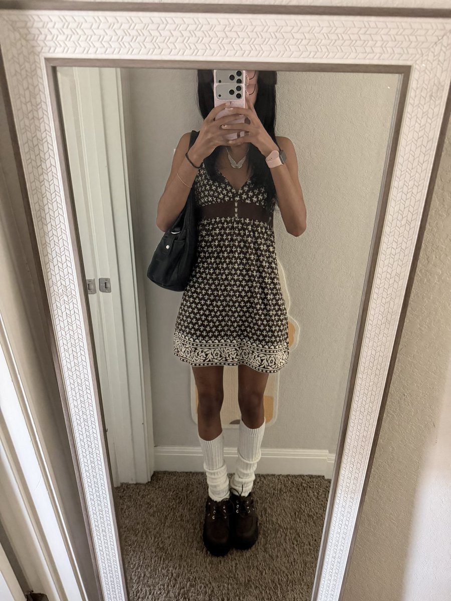 kitttydoll's tweet photo. fit checkkk 
hanging out w my friend today hehe https://t.co/xYWjRsQxPT