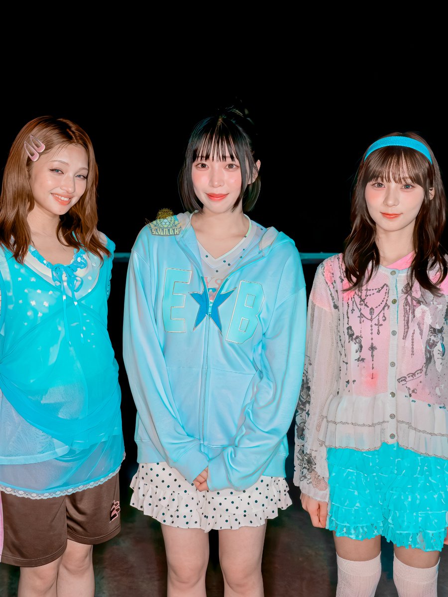 Synckyle's tweet photo. Only 3 days left until UNI☆Sparkle! 🇯🇵💛
==
관계를 맺다:
https://t.co/ogIWsJi5cf
https://t.co/z1aUyJCsDB
https://t.co/dhs9PCAkr9
#unis #유니스 #elisia #gehlee #hyeonju #kotoko #nana #yunha #yoona #seowon #unisparkle #ギミサマ #GimmeSummer
#synckvideoedits https://t.co/FxldWh29l0