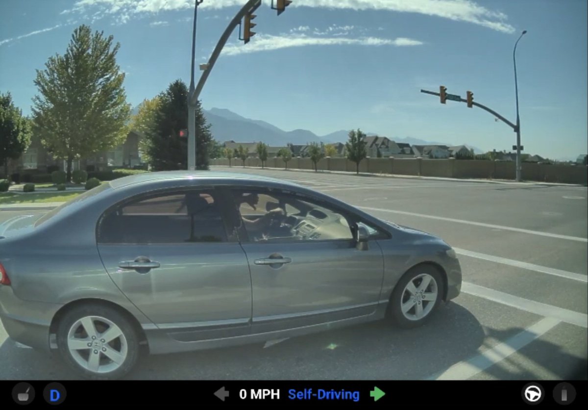 contractorsPOV's tweet photo. FSD stayed in a turn-only lane to pass these two cars then jumps in front of them when the lane ends.
This also resulted in the guy giving me the dreaded thumbs down 🫣😅😂 https://t.co/CivFzvbUni