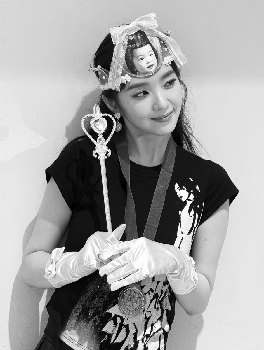 irene_global's tweet photo. @RVsmtown 🩷

#IRENE #아이린 #RedVelvet @RVsmtown https://t.co/orekULWg4d