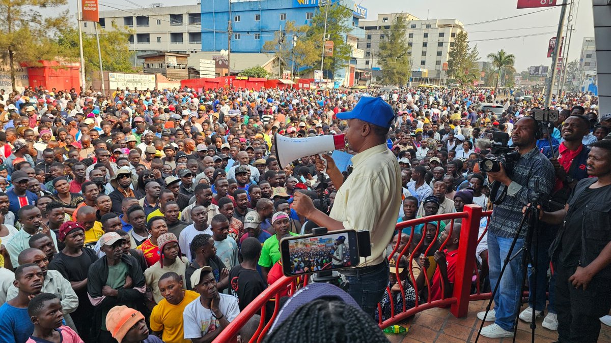 RealManziWilly's tweet photo. 𝙉𝙪𝙢𝙗𝙚𝙧𝙨 𝙙𝙤𝙣'𝙩 𝙡𝙞𝙚. 𝙋𝙚𝙧𝙞𝙤𝙙.

Watching Kinshasa lose its composure over these scenes is telling. What they continue to overlook is that people have not forgotten. 𝙏𝙝𝙚𝙮 𝙧𝙚𝙢𝙚𝙢𝙗𝙚𝙧 𝙮𝙚𝙖𝙧𝙨 𝙤𝙛 𝙠𝙞𝙡𝙡𝙞𝙣𝙜𝙨, 𝙡𝙤𝙤𝙩𝙞𝙣𝙜, 𝙧𝙖𝙥𝙚, 𝙙𝙞𝙨𝙥𝙡𝙖𝙘𝙚𝙢𝙚𝙣𝙩, 𝙖𝙣𝙙 𝙙𝙚𝙨𝙩𝙧𝙪𝙘𝙩𝙞𝙤𝙣. 𝙏𝙝𝙤𝙨𝙚 𝙢𝙚𝙢𝙤𝙧𝙞𝙚𝙨 𝙘𝙖𝙣𝙣𝙤𝙩 𝙗𝙚 𝙚𝙧𝙖𝙨𝙚𝙙 𝙗𝙮 𝙥𝙧𝙤𝙥𝙖𝙜𝙖𝙣𝙙𝙖 or political rhetoric.

Today, these people are making their own judgment. They have seen different realities, they are comparing them, and they know what dignity, security, and accountable governance should look like. No one needs to tell them what they deserve, they have already reached that conclusion themselves.

The size of these crowds is not the story. The story is that public opinion cannot be silenced or dictated from Kinshasa. When people have experienced both failure and hope, they become the ultimate judges of their own future.

Numbers don't lie. Neither do the voices of people who have lived through the consequences of decades of failed governance.