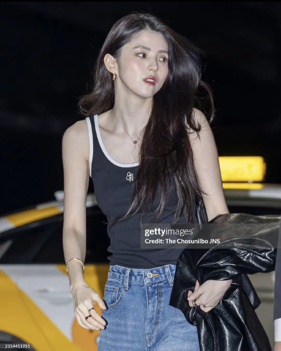 Victoriazuhv's tweet photo. Her✨ https://t.co/MKdIUhMPP9
