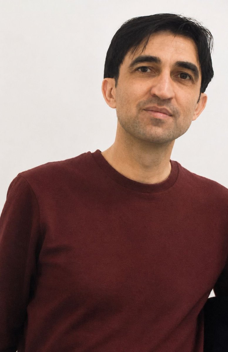 ozguradamm1's tweet photo. TEK BÖBREĞİNİ DE KAYBETMEK ÜZERE  

31 Mayıs 2022’de tutuklanan böbrek hastası, KHK’lı katip Mehmet Parlak, yüzde 15 çalışan TEK böbreğini de kaybetmek üzere. Diyaliz sınırında. Sağlık durumu kritik olmasına rağmen hâlâ tahliye edilmiyor.

Sincan Cezaevi denetimli serbestlik hakkını bile vermiyor. Yoğun bakıma kaldırıp ölmesini mi bekliyorsunuz?  

KeyfiTutuklamaya SON