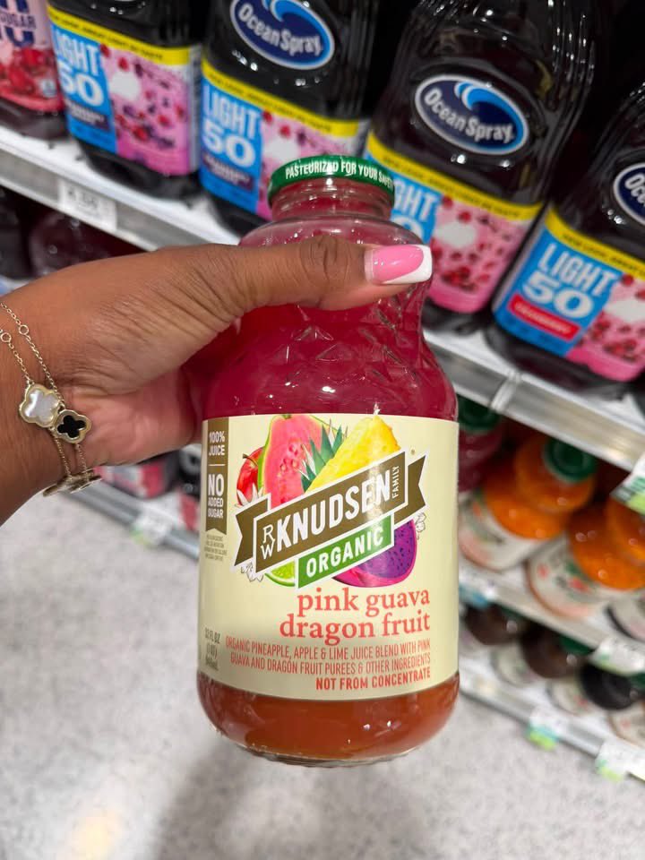 niy2pretty's tweet photo. My favorite healthy juices 🔥🔥🔥 https://t.co/paxdaaz6G7