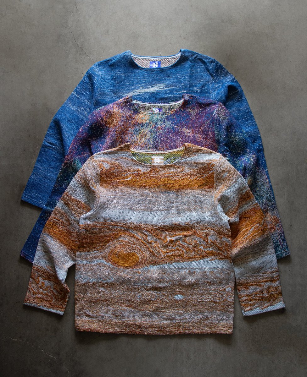 4xx1111's tweet photo. Planet crewnecks this Friday ! https://t.co/vHjMUN4rFi