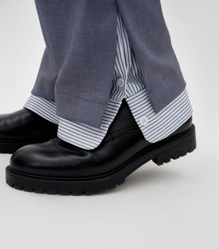 s0nofzion's tweet photo. fashion lives in the details https://t.co/OU51b0HVNF