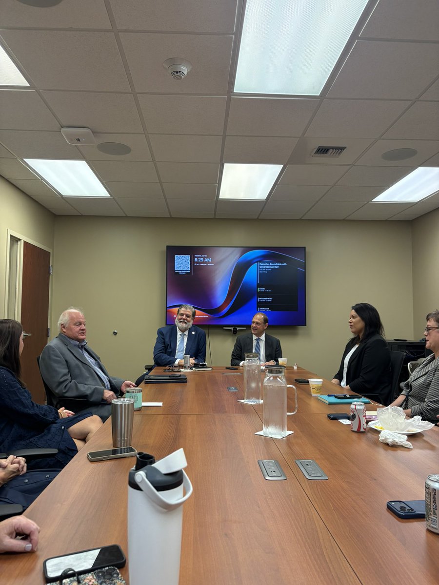 RepAndyBarr's tweet photo. Great meeting with @kyamwater President Rob Burton and his team to discuss the importance of delivering safe, clean, and reliable water to families and businesses across the Commonwealth.

Thank you to Rob and the entire team for the important work you do every day to serve Kentucky communities. I look forward to working together to strengthen our water infrastructure and ensure Kentuckians continue to have access to a dependable, high-quality water supply.