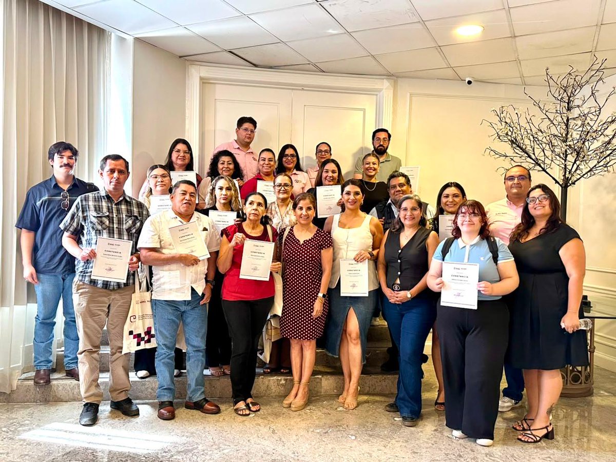 SeMujeresSon's tweet photo. ✨Con gran éxito realizamos el Taller de Periodismo Práctico en Perspectiva de Género y Lenguaje Incluyente 
💪Seguimos sumando esfuerzos para transformar las narrativas y promover mensajes que favorezcan la igualdad y el derecho de las mujeres a una vida libre de violencia. https://t.co/JDNu5X09QH