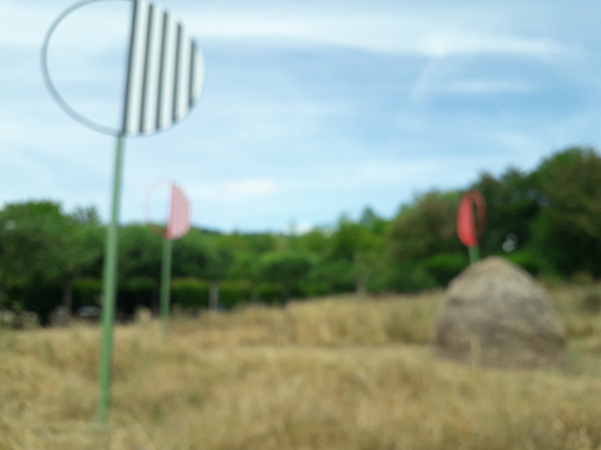 BeaCherryPellat's tweet photo. Installation Daniel Buren à voir au @MuseeGiverny https://t.co/wGfaRqqxrH