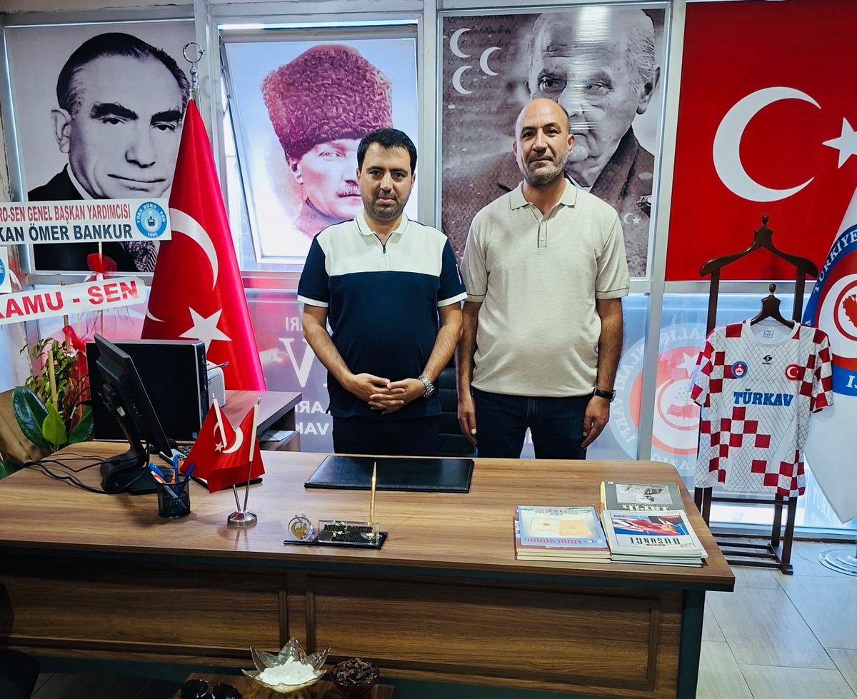 turkavelazig's tweet photo. Elazığ TEDAŞ bünyesinde görev yapan Sayın Hasan Tunç TÜRKAV Elazığ Şubesi vakıf binamızda hayırlı olsun ziyaretinde bulundular. 

Nazik ziyaretlerinden dolayı Sayın Hasan Tunç’a teşekkür ediyor sağlık ve esenlikler diliyoruz.
@TurkavGenMrk 
@EbubekirSKrkmz 
@MuratBankur https://t.co/CVvRDbMPf8