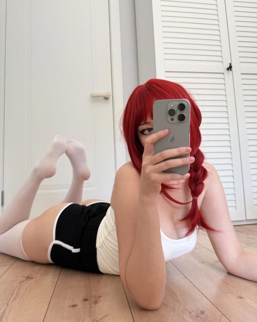 Larissabgyw's tweet photo. Red hair, long legs, annd a little trouble waiting for youu… ❤️‍🔥  
Ready for thee full view? Tap below 👇 https://t.co/iUk4GZUive https://t.co/7cSHNzWPuS