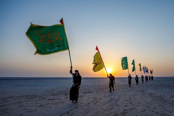 abasi_hoda's tweet photo. هر قدم زائرها در اربعین یعنی راه امام حسین(ع) زنده‌ست و تا ابد ادامه داره
#یالثارات_الحسین https://t.co/FossMl6hFo