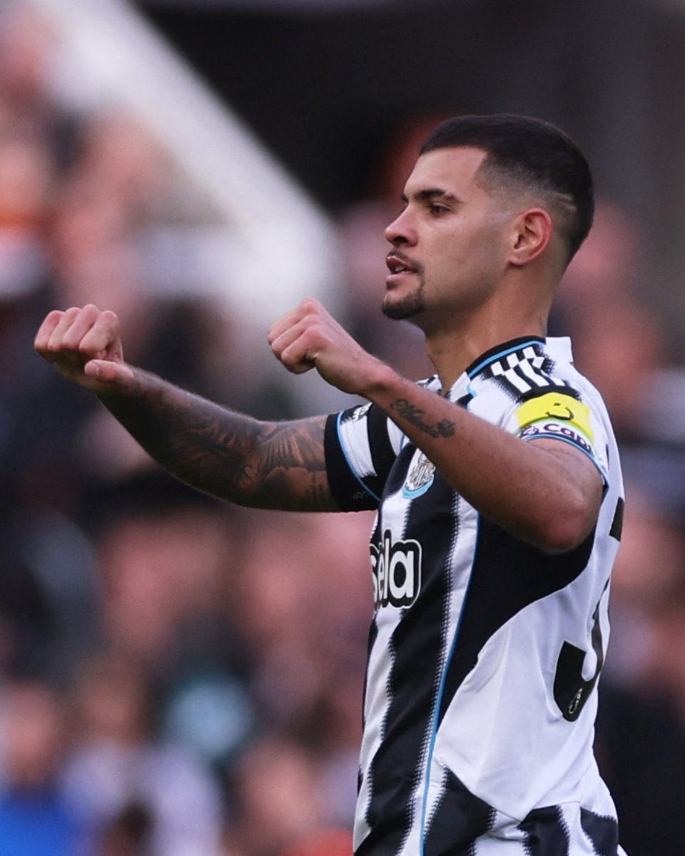 AFC__Xtra's tweet photo. 🚨BREAKING! 💣 

Arsenal’s latest offer for Bruno Guimarães is £70m + £5m in add-ons. 🇧🇷 🌟 

This is still below Newcastle United’s expectation, but sources involved in the negotiations, believe that the possibility of an AGREEMENT between the clubs is HIGH at this time. 

ℹ️@ESPNBrasil, Reports.