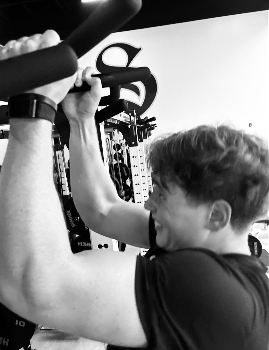 MBACoachBrock's tweet photo. Mid morning lift with Coach Clete!  Halfway through Day 2!  Play Hard, Play Fast, Compete
#Team128 https://t.co/2NR7FbP1hL