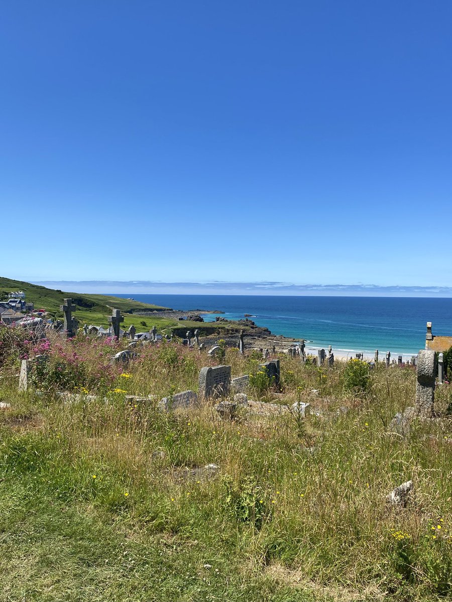 marialavande's tweet photo. cemetery overlooking the sea https://t.co/SWIBjUgV8z