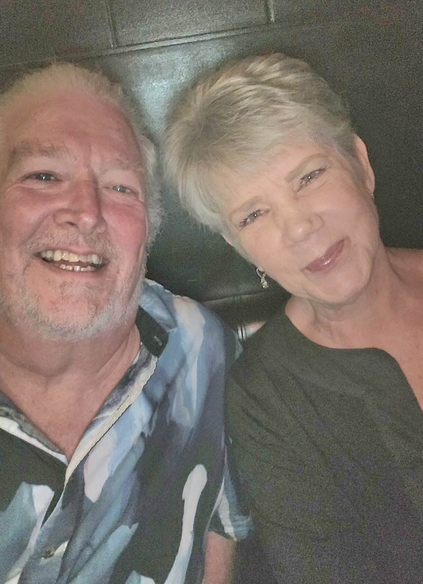 artistsexposed's tweet photo. Had such a great time the other night with my dear friend
Sue Matsuki
We went to see our friend
Joan Crowe 's comedy set.
Also in attendance was David Sabella and Chris, Joan's boyfriend.
Fun times
#comedyset #lifeoftym #gaymoviestar #lgbtactivist #nycentertainers https://t.co/9YOXt9i6iH