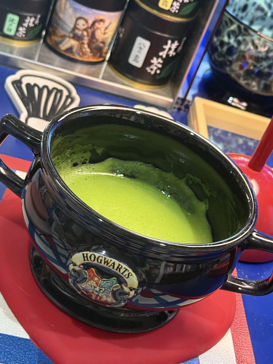 anitazzr's tweet photo. น้องอายุ 26 ขวบเเล้ว Chawan ปีลึก Harry Potter จริงๆ น้อลน่าจะเป็นถ้วยซุป 🤣#harrypotter #แฮร์รี่พอตเตอร์ #matcha #matchalover https://t.co/HmofuaaZdz