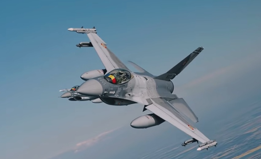 ChuckPfarrer's tweet photo. NATO RED LINE JUST GOT REAL. In 72 hours, Romanian F-16s shot down THREE Russian drones violating NATO airspace — one after another on JUL 24, 25, 26. First time in history Romanian jets actively hunted &amp; destroyed Russian Shaheds in their own skies. https://t.co/bgNw434MXb