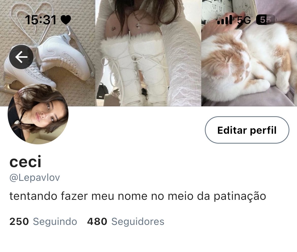 peacheesz_'s tweet photo. Cecília Lepavlov
– tem medo de se arriscar;
– desde a adolescência não passa dos campeonatos de clube;
– nela falta um pouco de Selena. https://t.co/h8DJMiDlv1