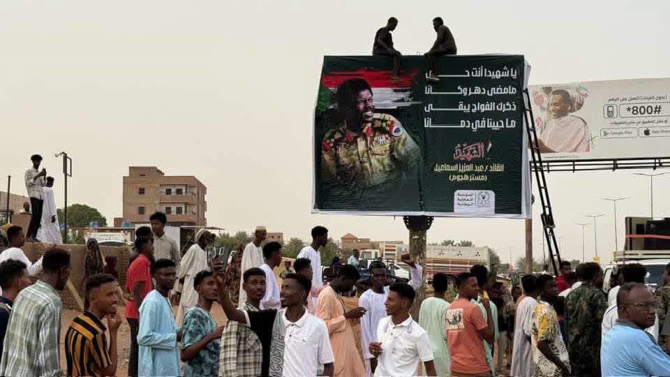 salma1siddig's tweet photo. الشهيد مستر هجوم.. حضور يخلده الوفاء في شوارع الخرطوم https://t.co/emXgg0Ujaj