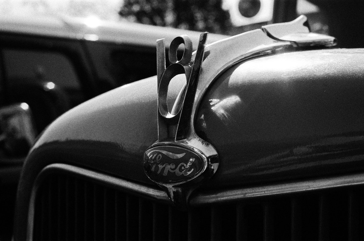 Darkside_photo_'s tweet photo. 1936 Flathead
.
📸Olympus om2000/ Bronica etrs
🎞Ilfordhp5 
.
.
1936 Ford V8 Flathead. Pure classic perfection
.
.
​#1936Ford #IlfordHP5 #fridayfavourites #V8Flathead #ClassicTruck #bnw #filmislife https://t.co/X3s6F70vVd