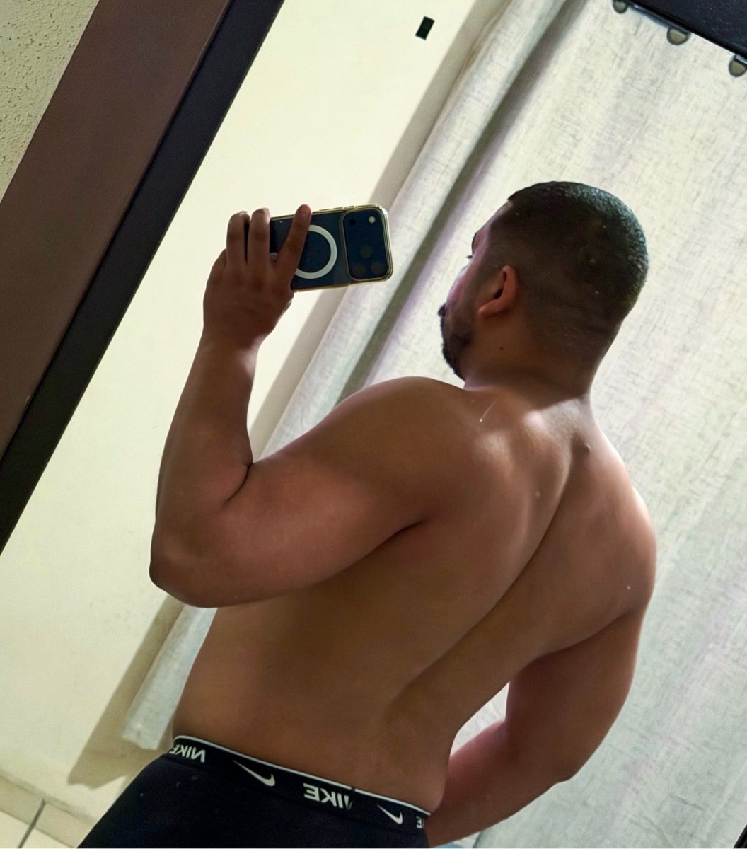 julio0nn's tweet photo. Igual por acá… me gustó. Poco, pero honesto. 💪🏼🤙🏼 https://t.co/kLZXfxgVSn
