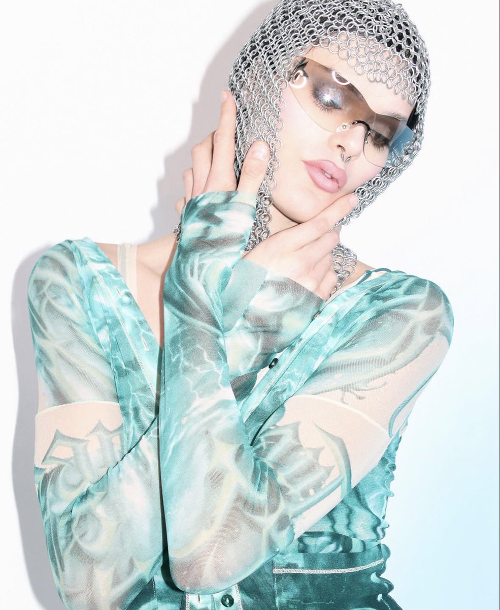 Drag_Crave's tweet photo. Fluffy Bidule looks breathtaking in new photos. https://t.co/qJ8Mb4jWDU